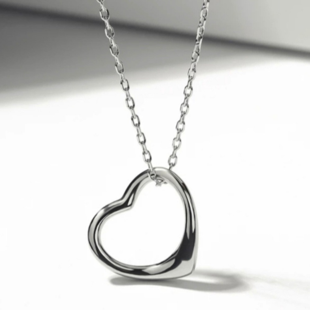 Heart Necklace Silver- NEW
